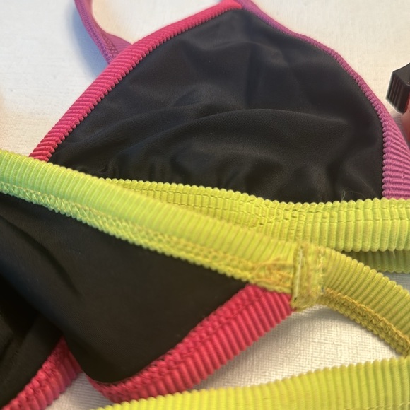 Beach Riot bikini set - Picture 4 of 4